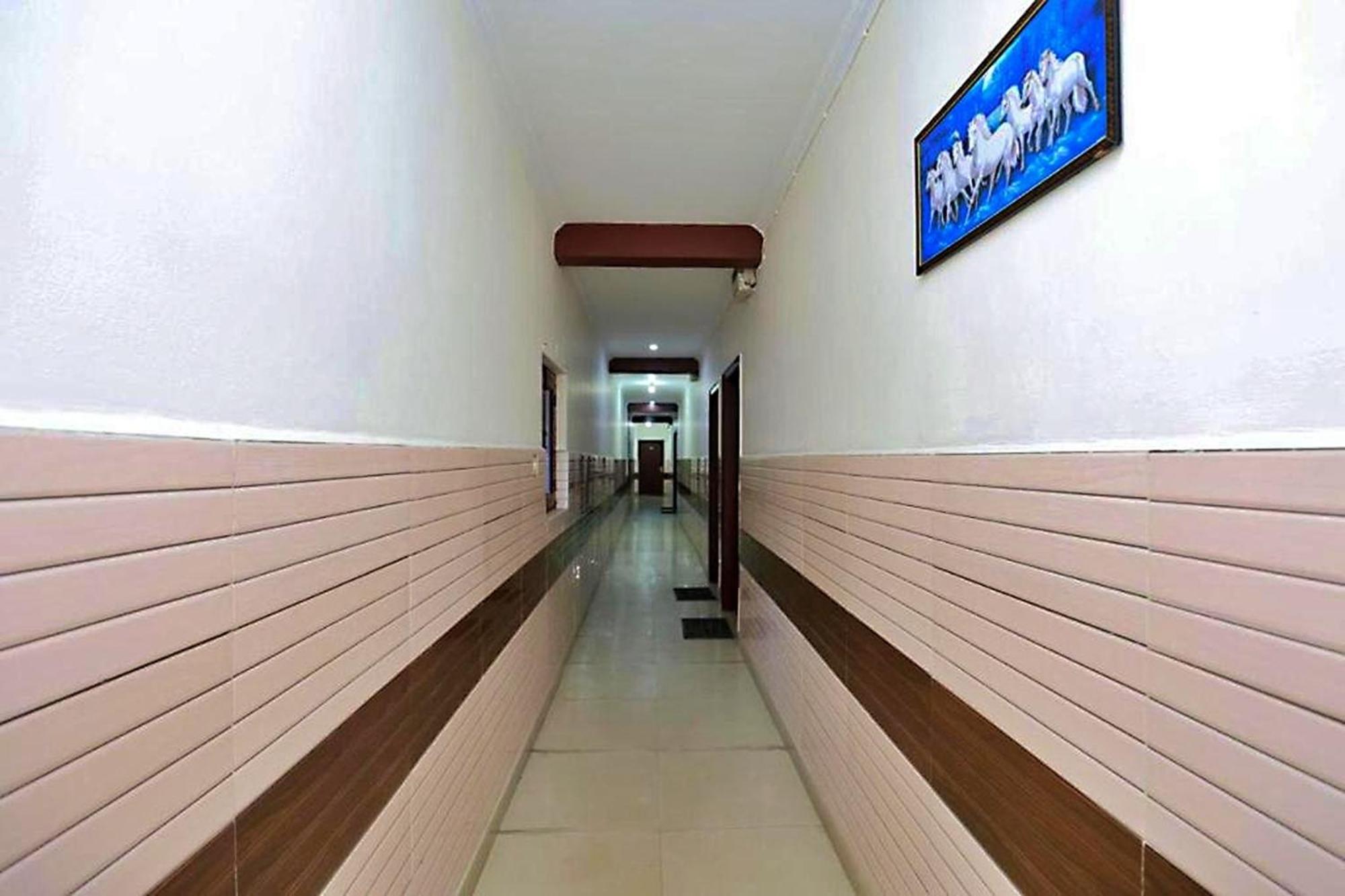 Hotel Sunlight Inn นิวเดลี ภายนอก รูปภาพ